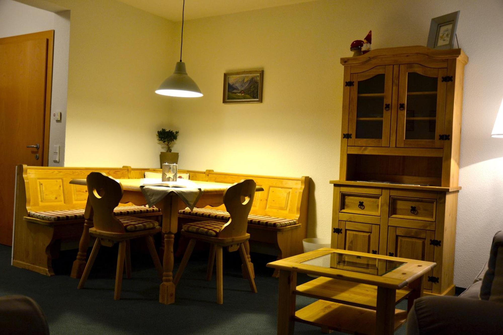 לך אם ארלברג Haus Bergwelt - Appartements חדר תמונה