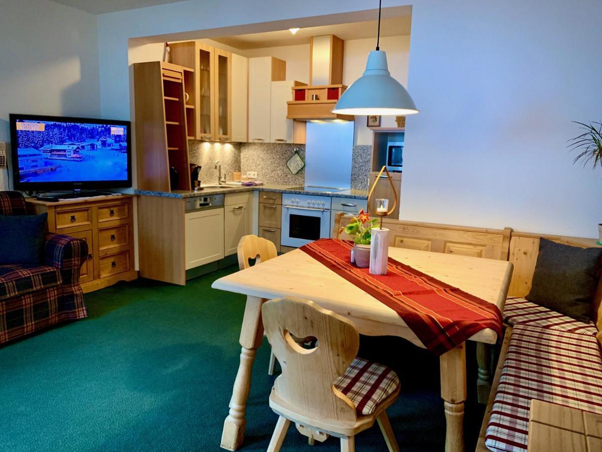 לך אם ארלברג Haus Bergwelt - Appartements מראה חיצוני תמונה